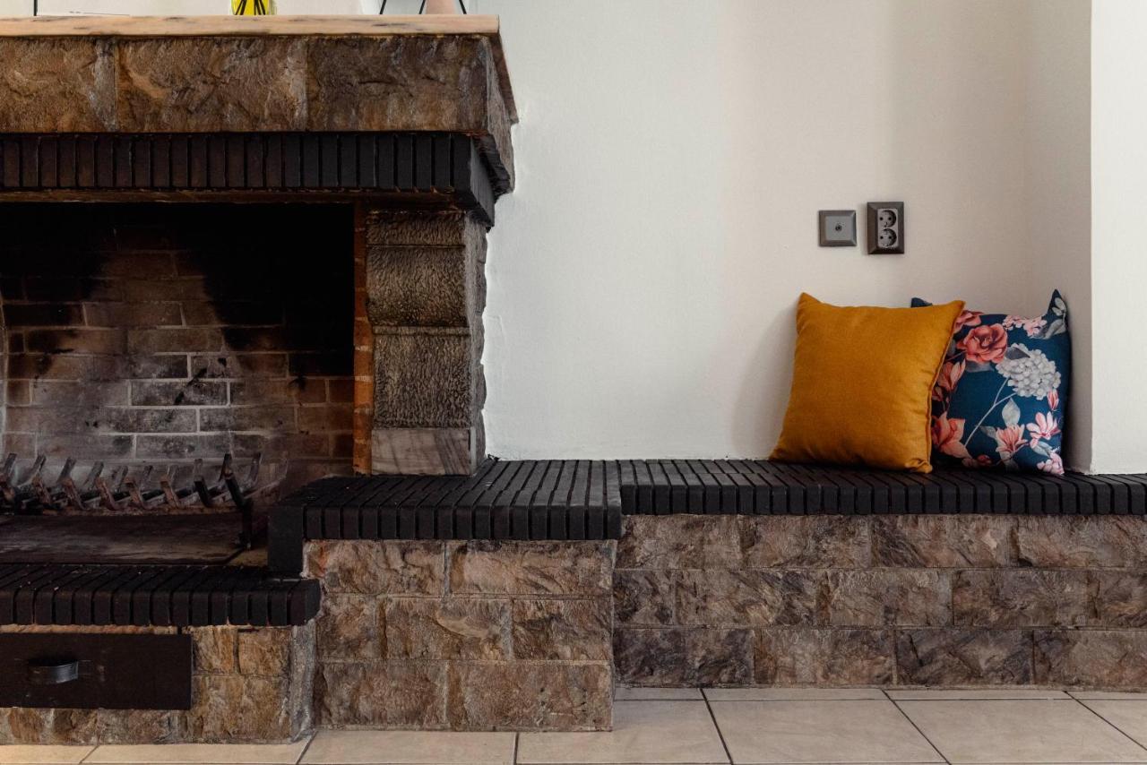 Spacious 2Bd Apartment Next To Athens Archeological Museum Bagian luar foto