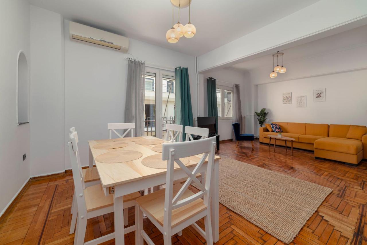 Spacious 2Bd Apartment Next To Athens Archeological Museum Bagian luar foto